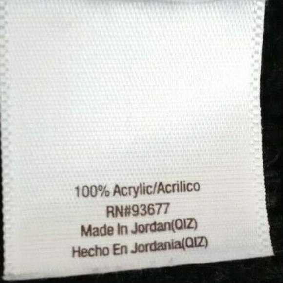 St. John's Bay Petite Women's Black Sweater Size PS - Picture 5 of 5